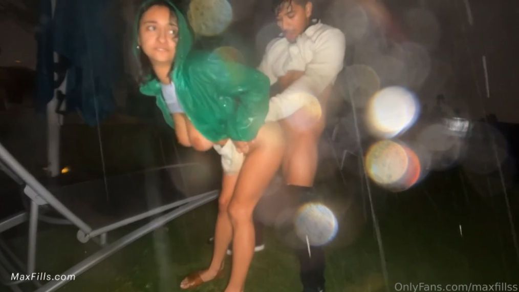 Hailey Rose Outdoor Fuck In Torrential Rain