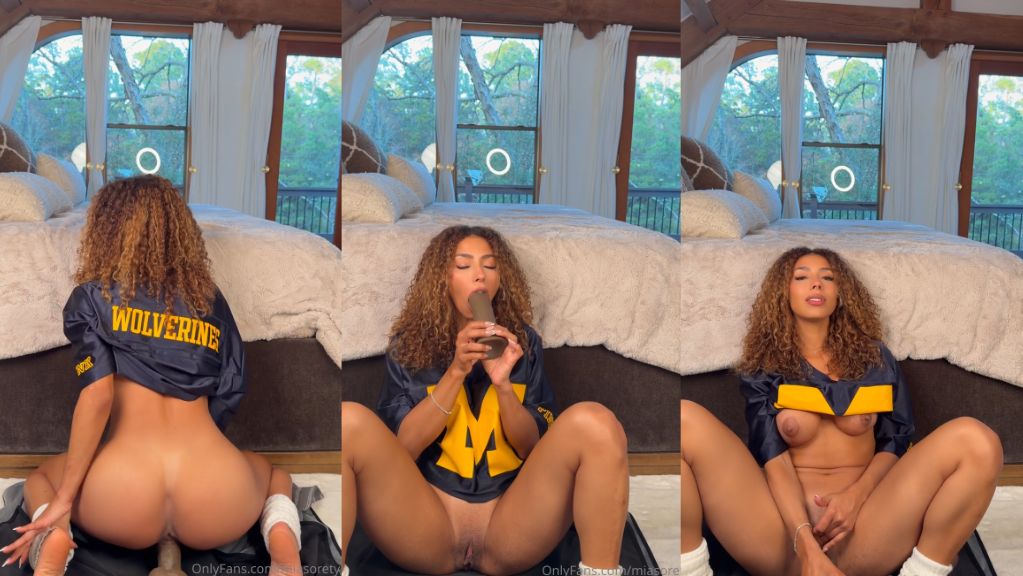 Mia Sorety Masturbates And Squirts In Michigan Jersey